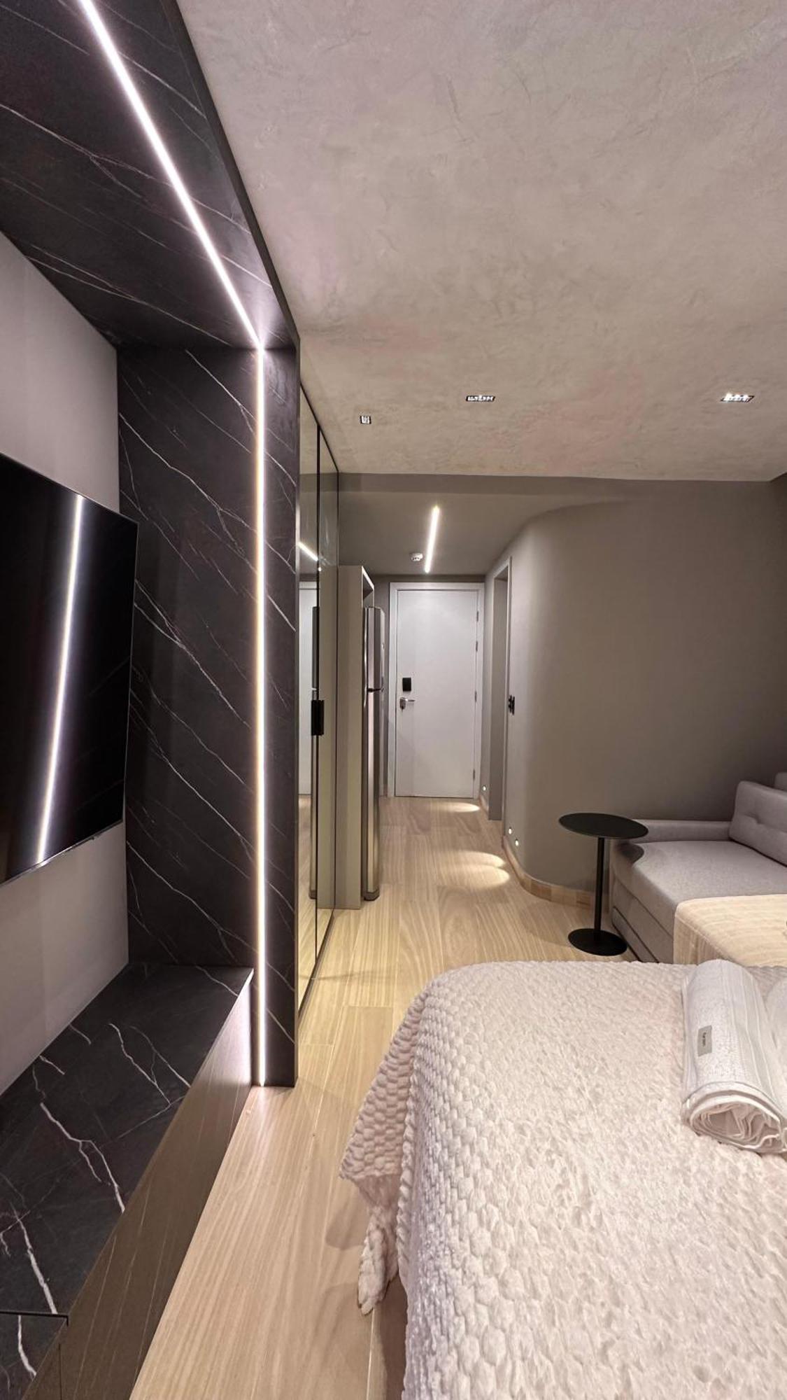 Flat Wave 108 - Setai Yacht *